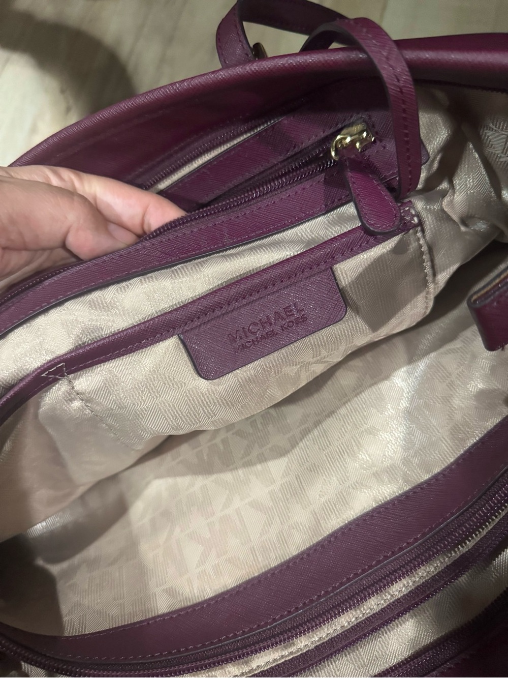 Michael Kors Plum Saffiano Tote with Matching Wristlet - Picture 3 of 5